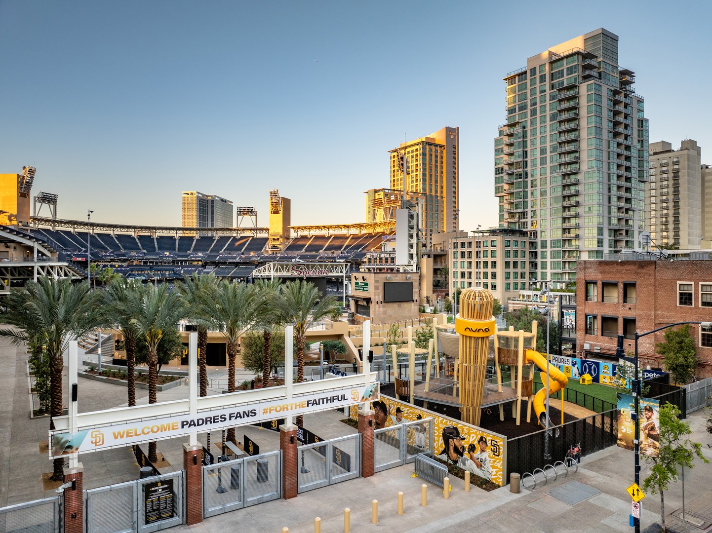 Petco Park Gallagher Square | Clark Construction